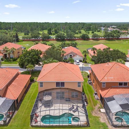 Large Spacious Home W Private Pool & Hot Tub ダベンポート エクステリア 写真