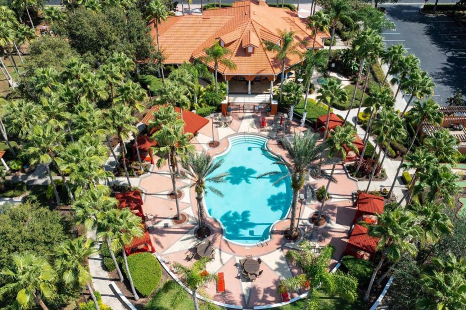 Large Spacious Home W Private Pool & Hot Tub ダベンポート エクステリア 写真