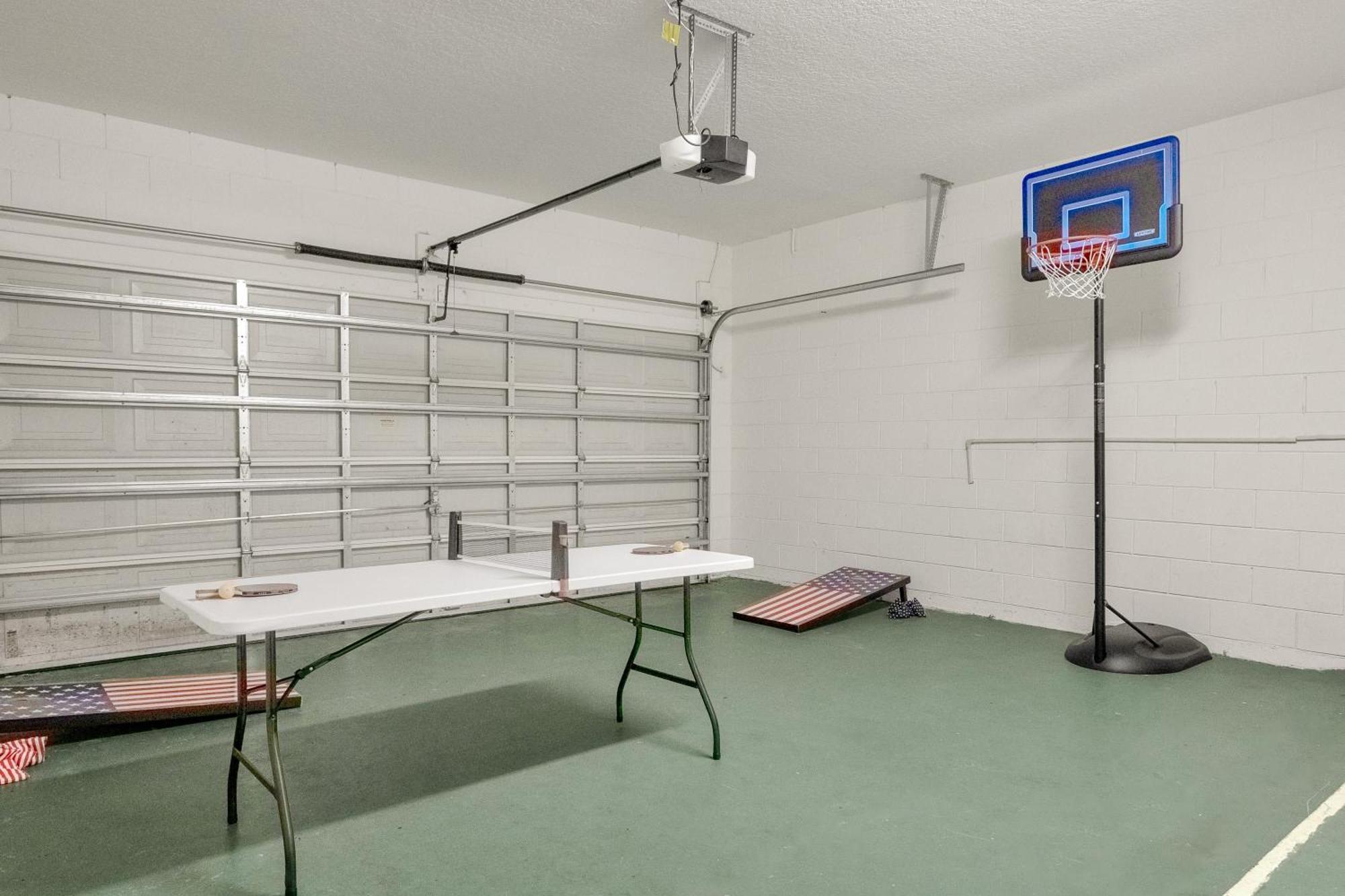 Large Spacious Home W Private Pool & Hot Tub ダベンポート エクステリア 写真