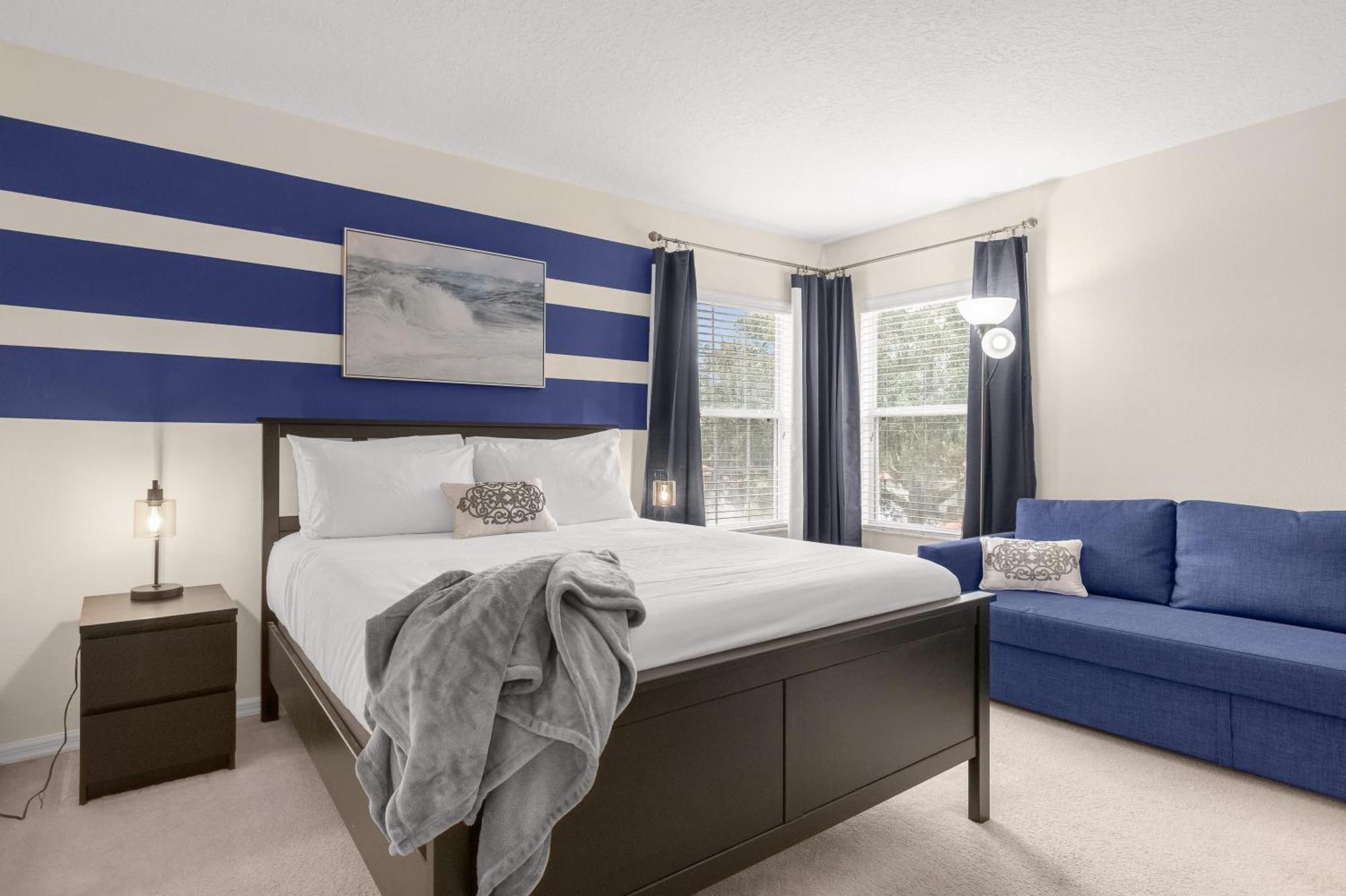 Large Spacious Home W Private Pool & Hot Tub ダベンポート エクステリア 写真