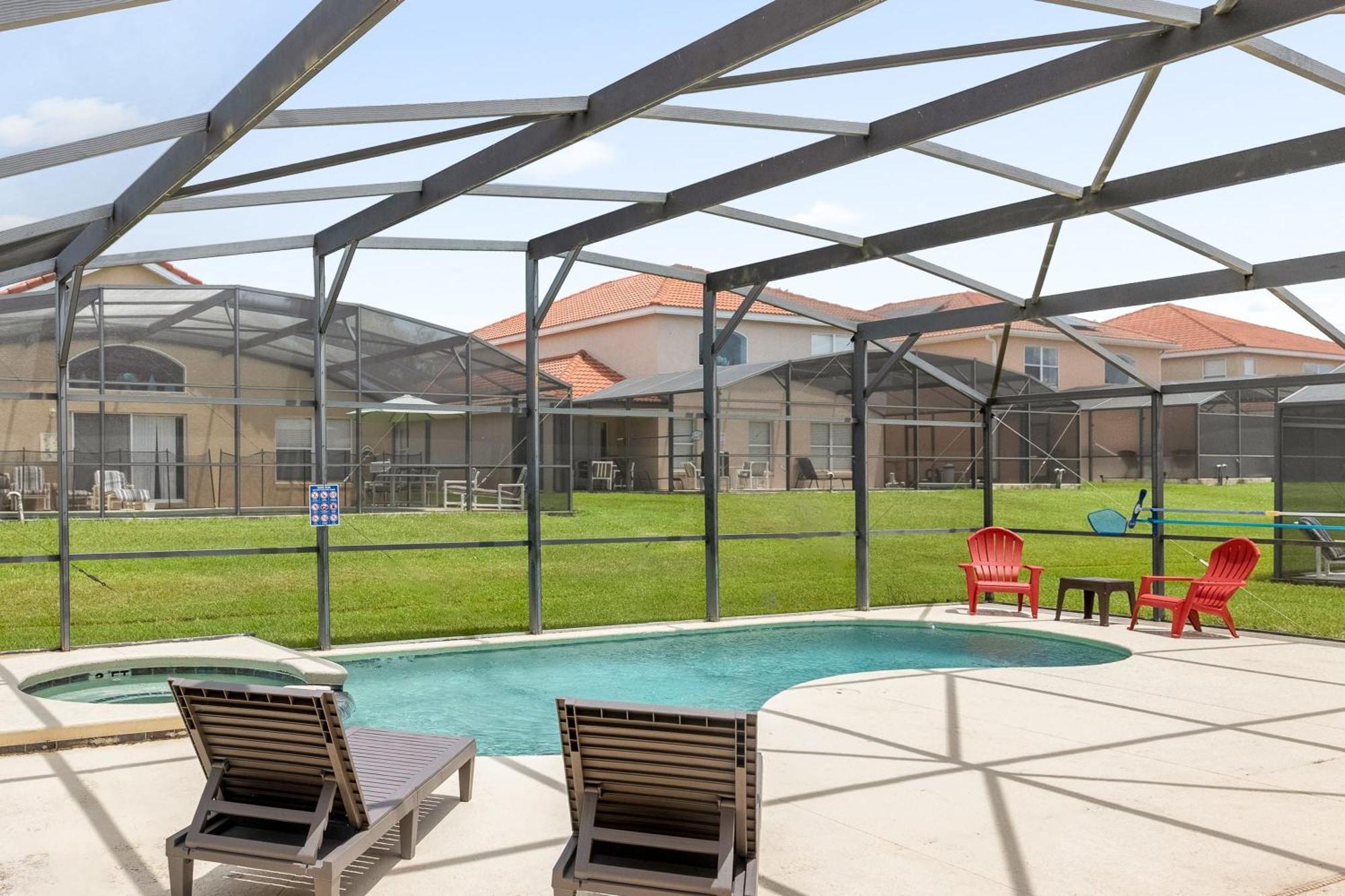Large Spacious Home W Private Pool & Hot Tub ダベンポート エクステリア 写真